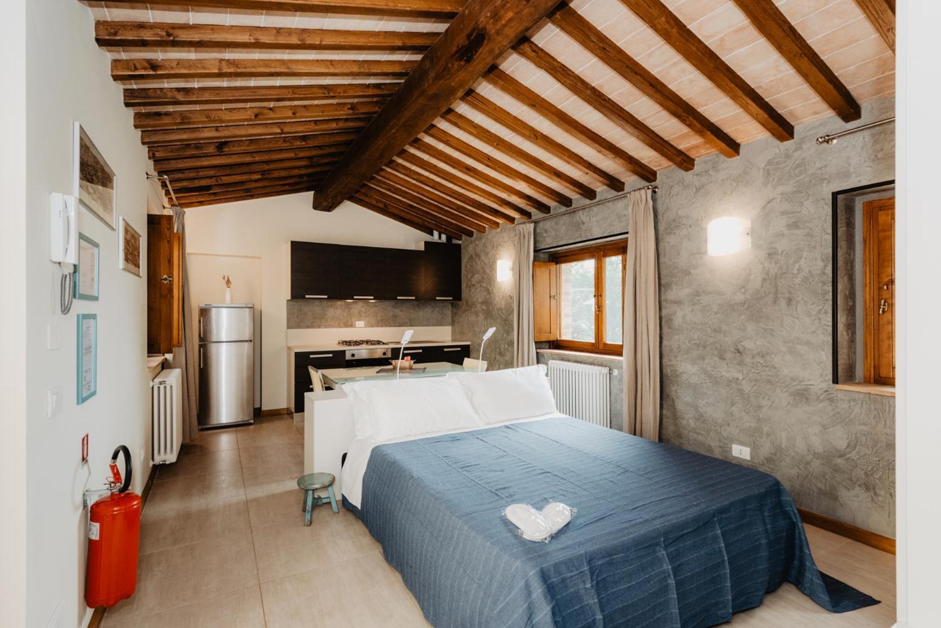 Borghetto Poggio Bianco Villa Radicondoli ภายนอก รูปภาพ